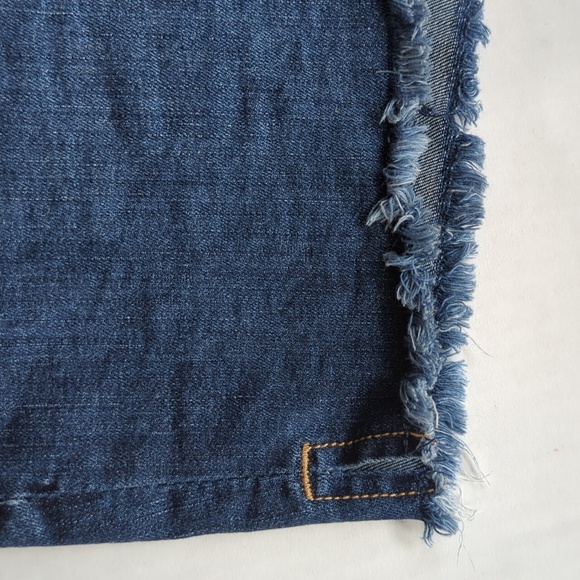 Seven 7 Weekend Short Frayed Hem Jean Shorts 6 Blue - Picture 9 of 16